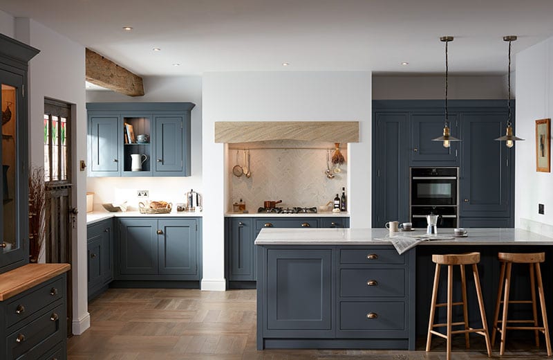 A darker colour palette looks incredible in the Shaker style